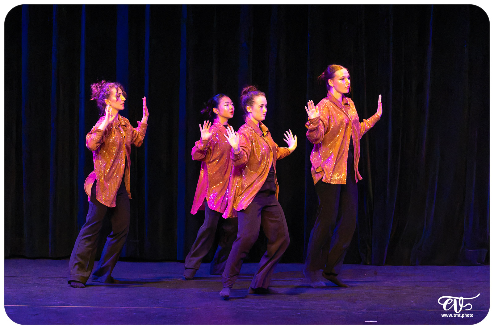 ECOLE DE DANSE CÉCILE ADAMOW